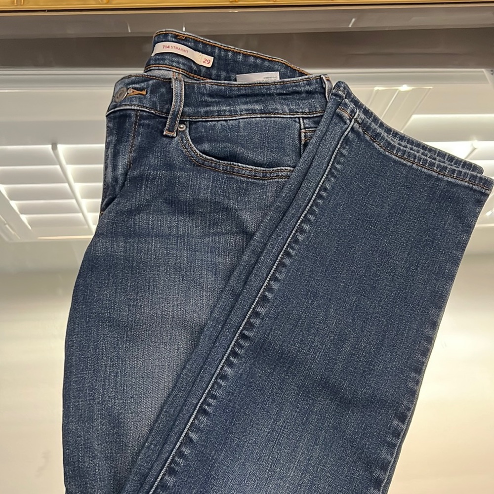 Levi’s 714Straight Jean size 29